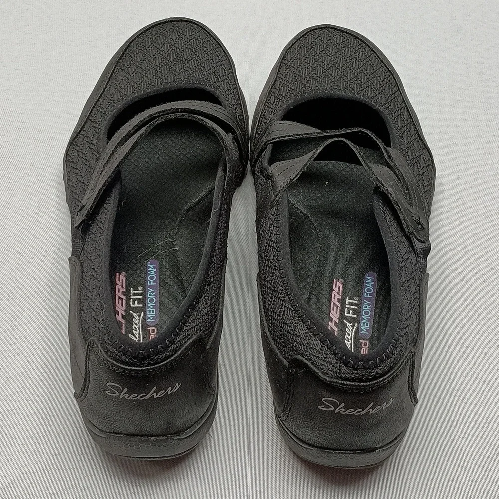 Skechers Breathe Easy In Good Spirits Relaxed Fit Mary Janes - Picture 3 of 4